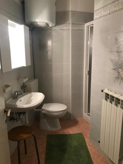 Hotel Carillon Lavena Ponte Tresa Zewnętrze zdjęcie