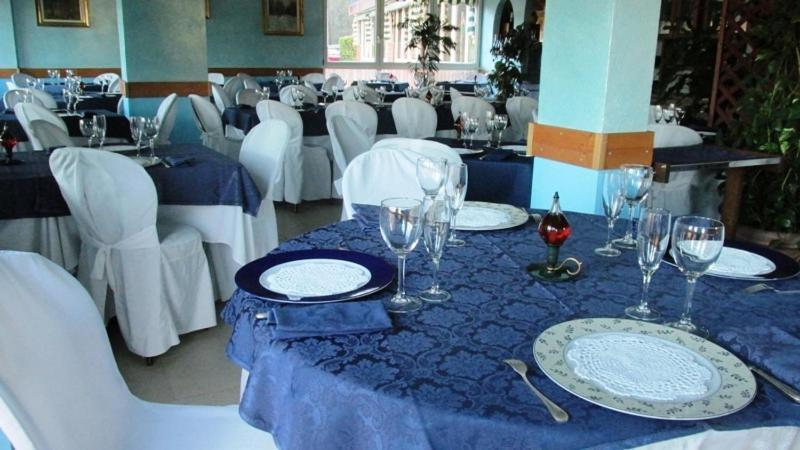 Hotel Carillon Lavena Ponte Tresa Zewnętrze zdjęcie