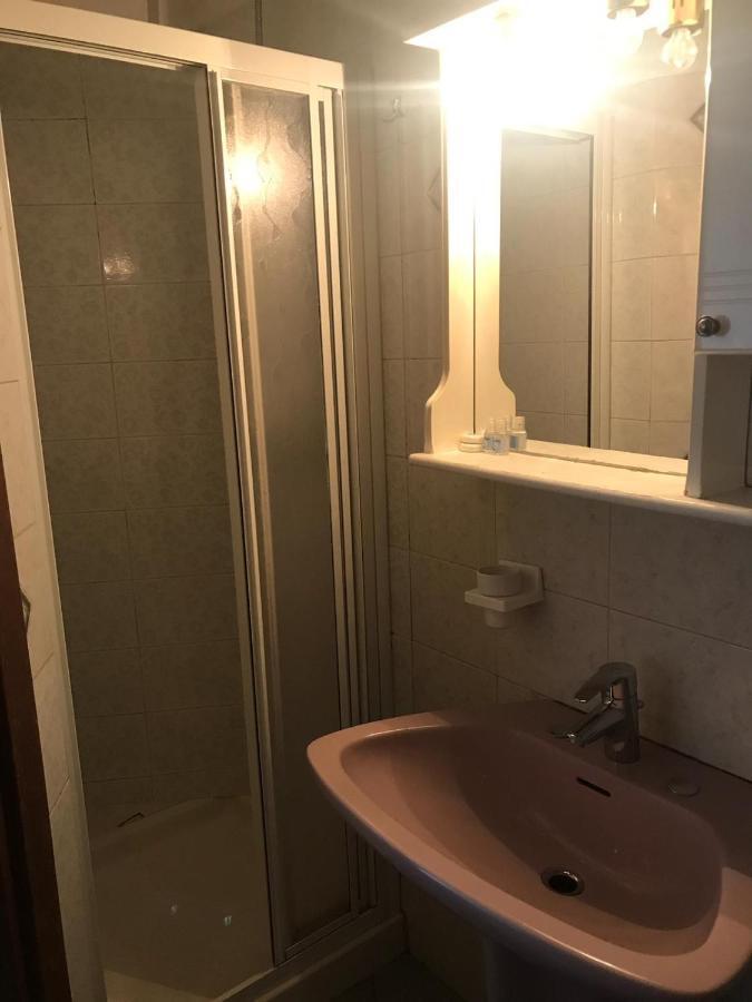 Hotel Carillon Lavena Ponte Tresa Zewnętrze zdjęcie